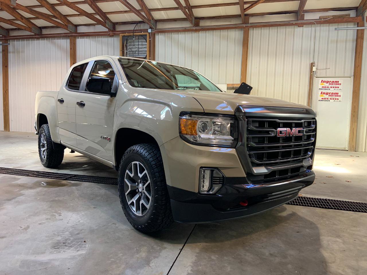 Used 2021 GMC Canyon AT4 w/ Trailering Package image 9