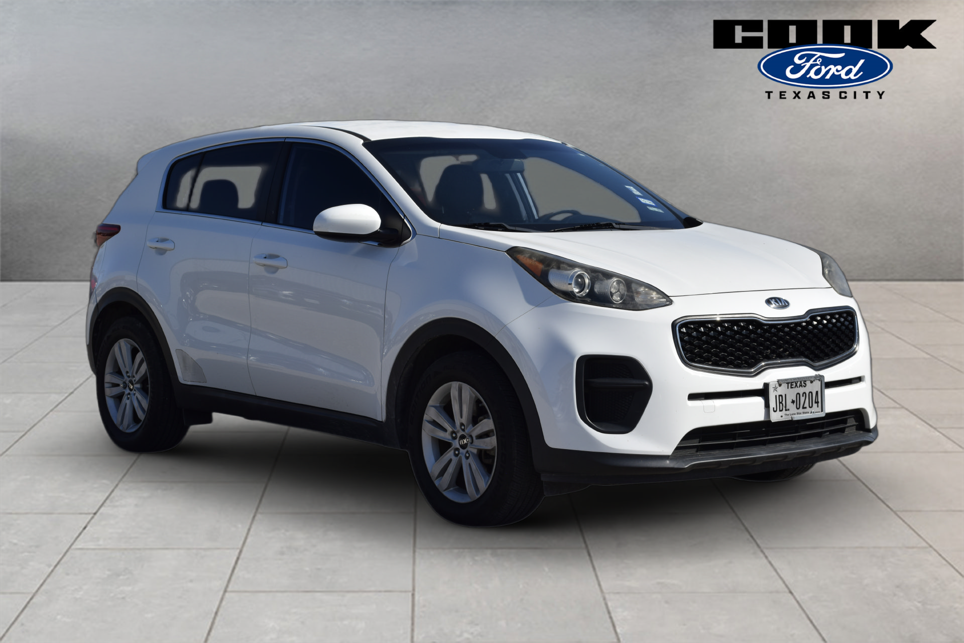 Used 2017 Kia Sportage LX FWD image 2