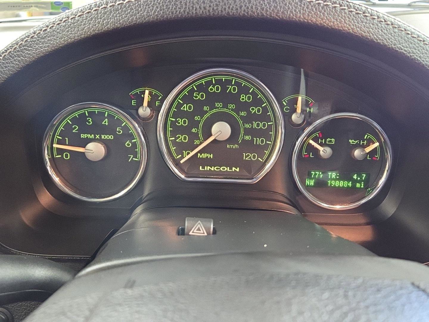 Used 2008 Lincoln Mark LT 4x4 image 12