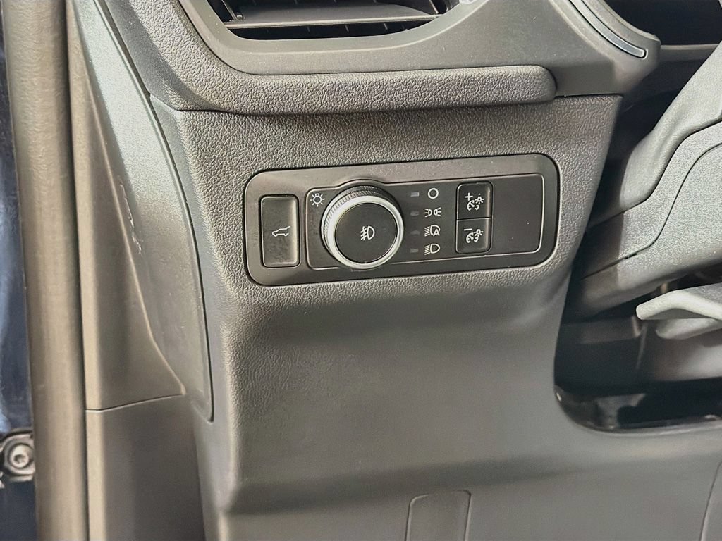 Used 2025 Ford Escape Platinum AWD/4WD image 31