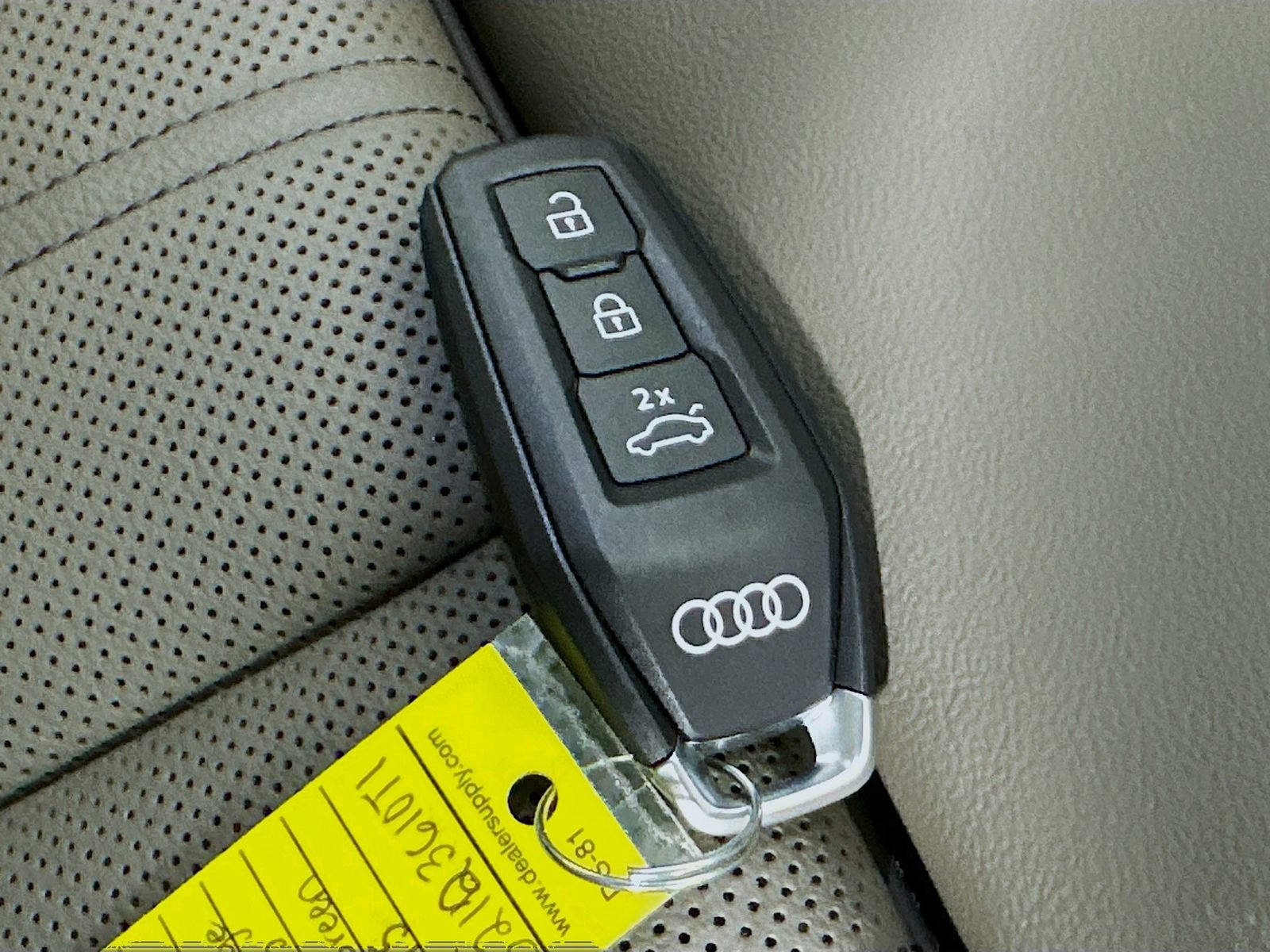 Used 2025 Audi Q5 Prestige AWD/4WD image 46