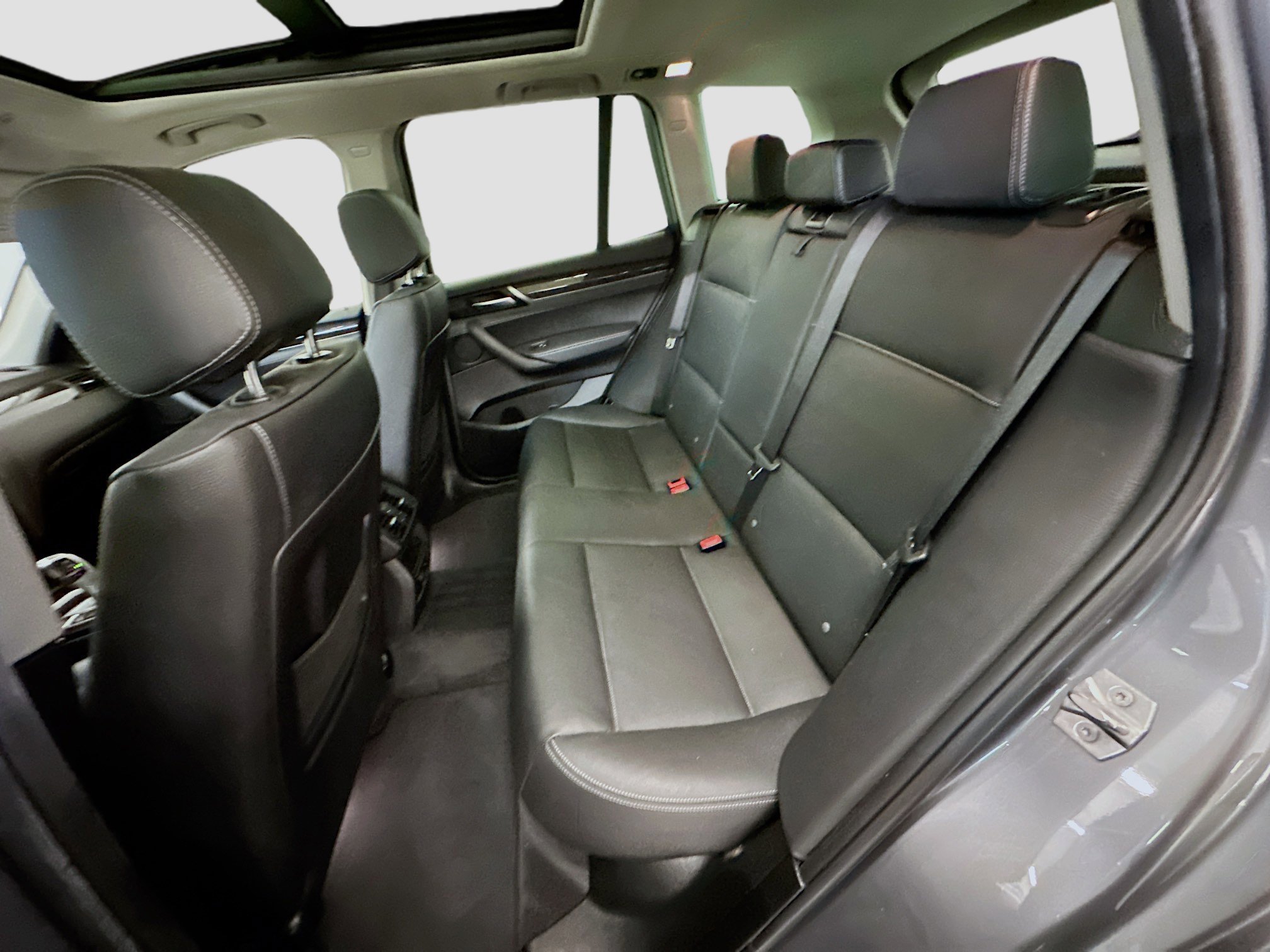 Used 2017 BMW X3 xDrive28i image 30