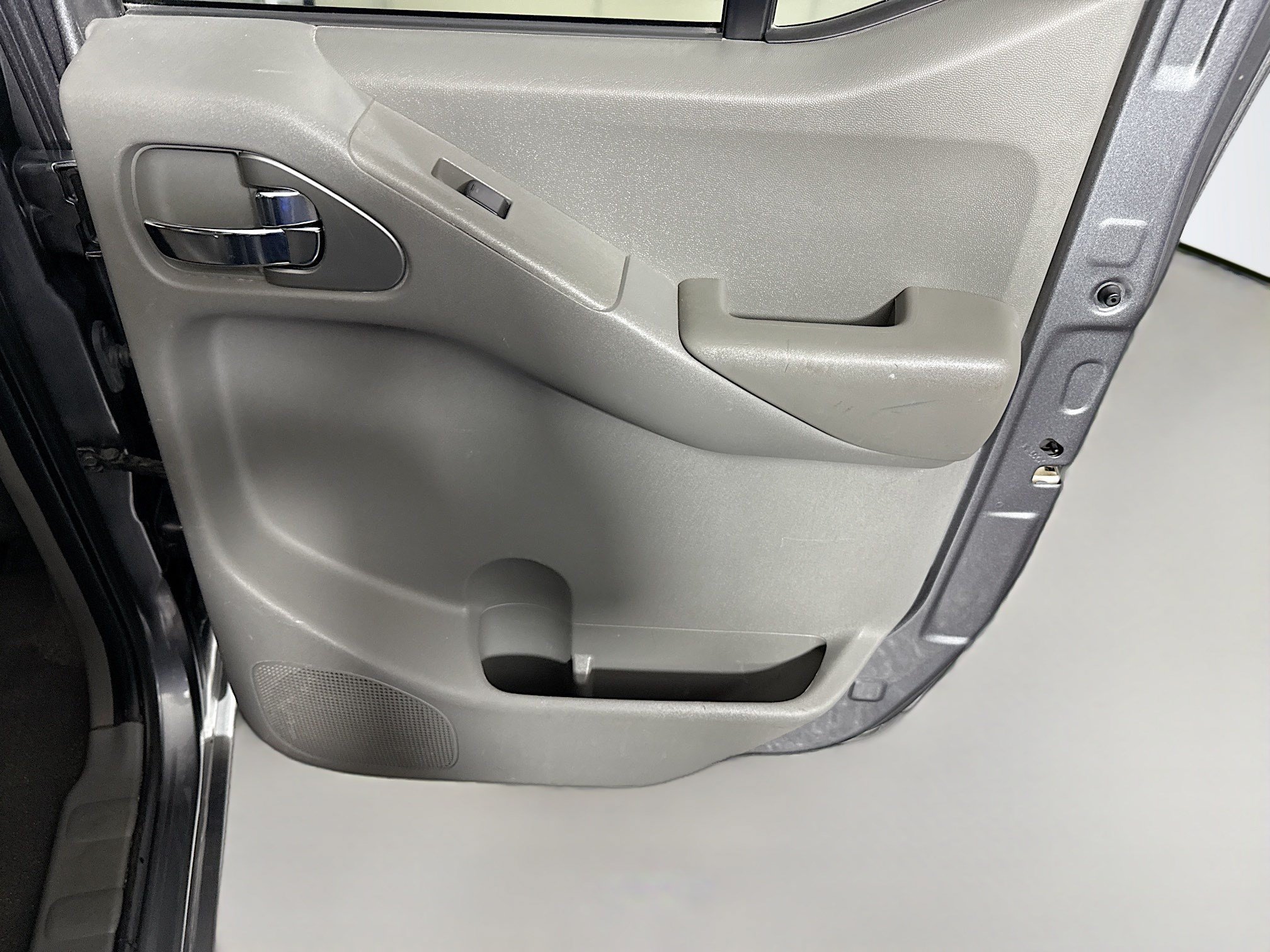 Used 2021 Nissan Frontier SV RWD image 28