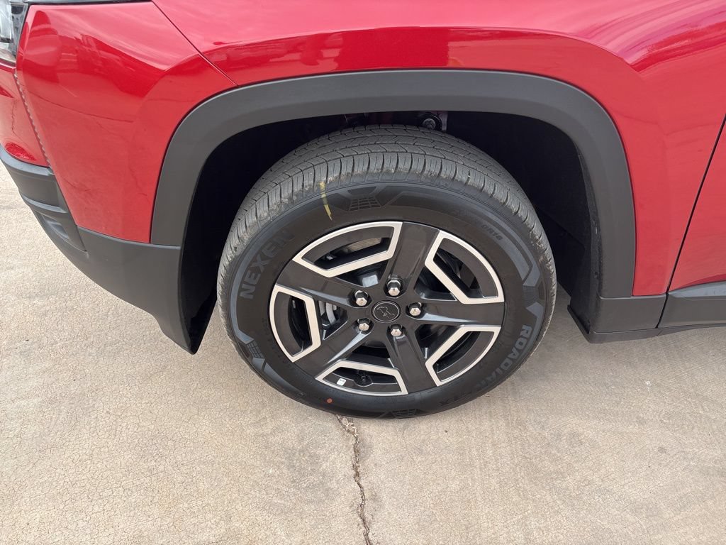New 2026 Jeep Cherokee Laredo AWD/4WD image 9