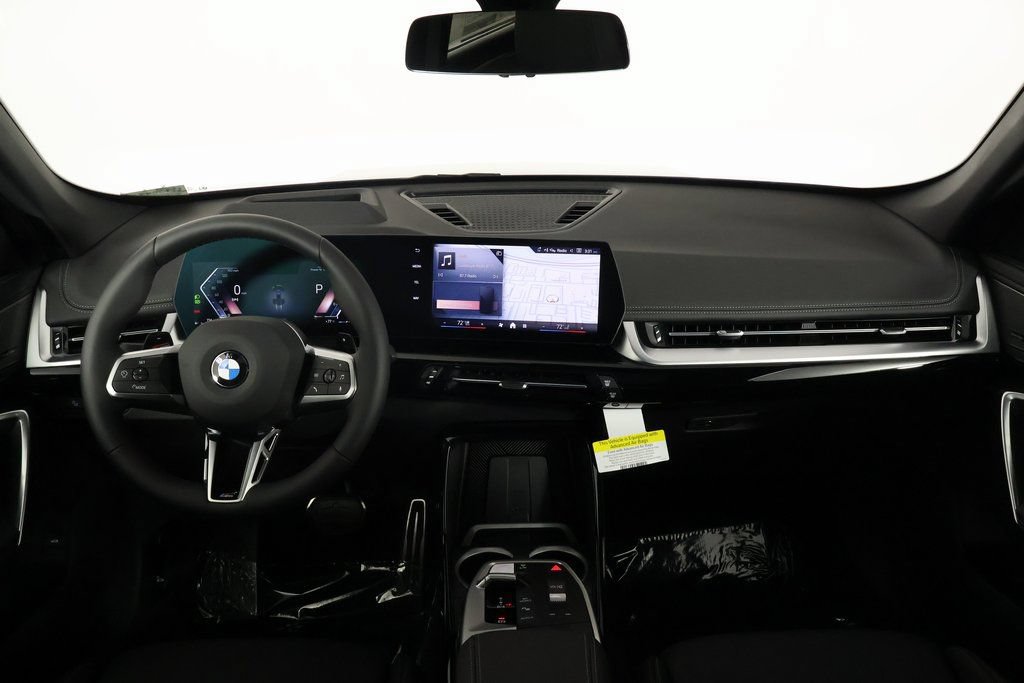 New 2026 BMW X1 xDrive28i w/ Technology Package AWD/4WD image 4