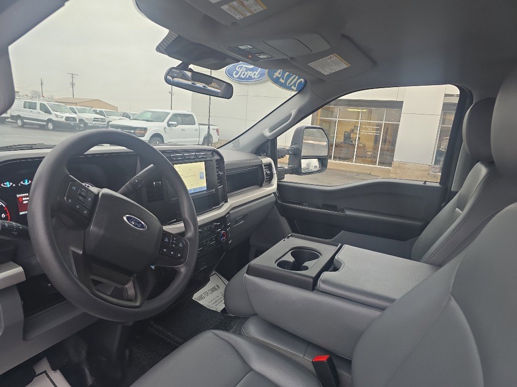 Used 2024 Ford F350 XL image 18