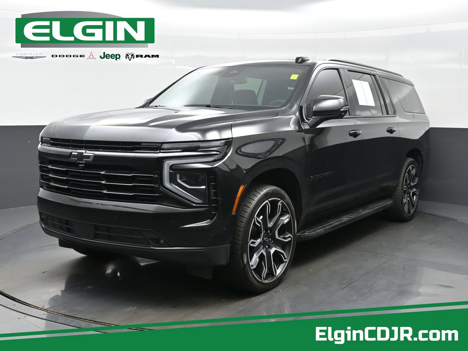 Used 2025 Chevrolet Suburban RST w/ RST Capability Package AWD/4WD image 1