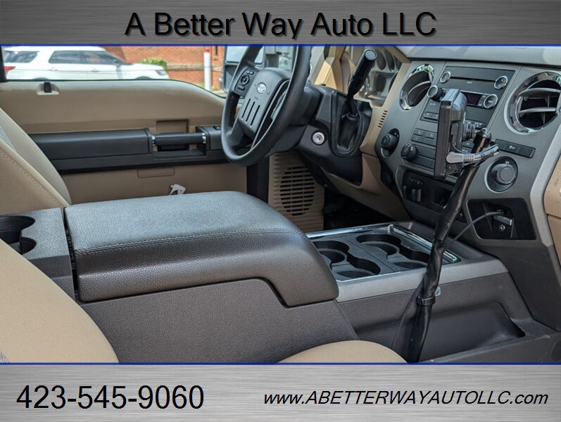 Used 2011 Ford F350 XLT w/ XLT Premium Pkg RWD image 11