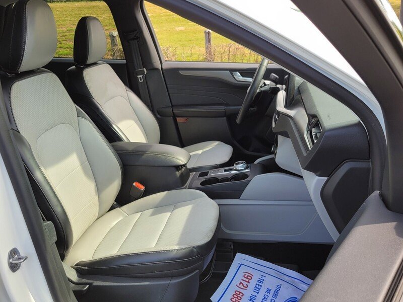 Used 2024 Ford Escape SE FWD image 16