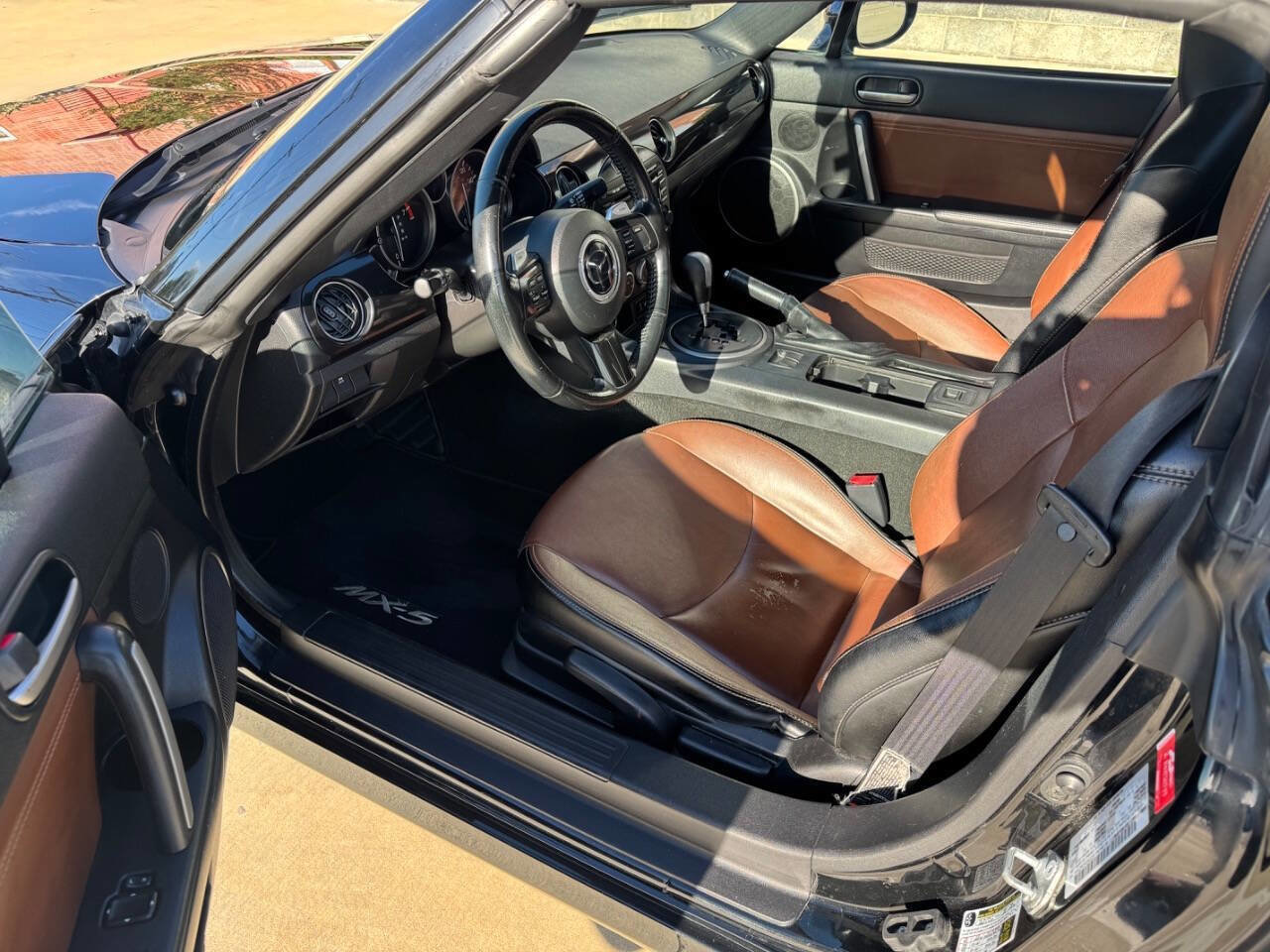 Used 2015 MAZDA MX-5 Miata Grand Touring RWD image 9