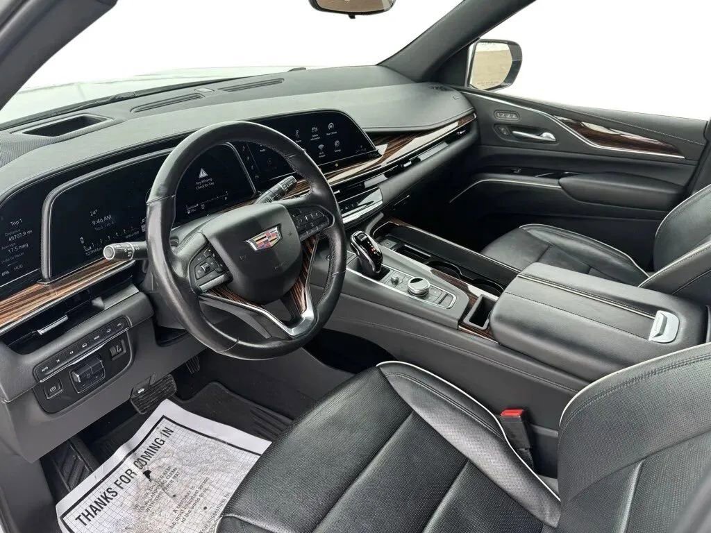 Used 2021 Cadillac Escalade Premium Luxury w/ Driver Assist Tech Package image 10