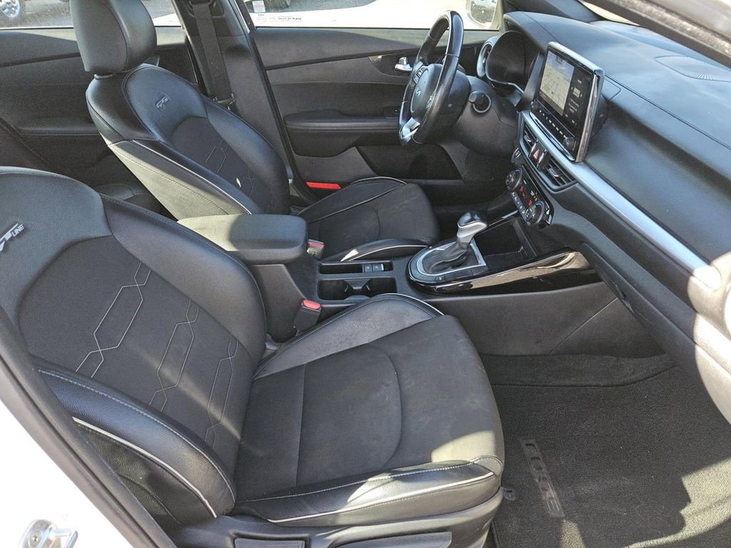 Used 2022 Kia Forte GT-Line w/ GT-Line Technology Package image 28