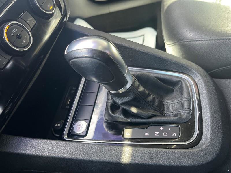 Used 2017 Volkswagen Jetta SEL image 17