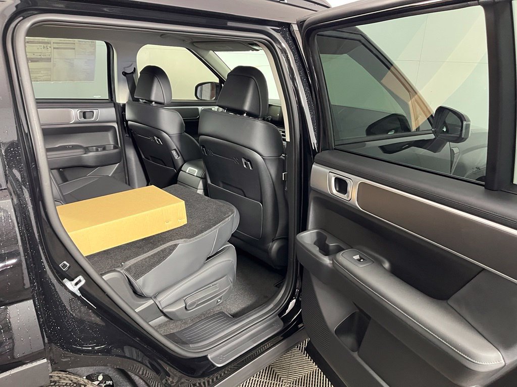 New 2027 Hyundai Santa Fe SEL FWD image 10