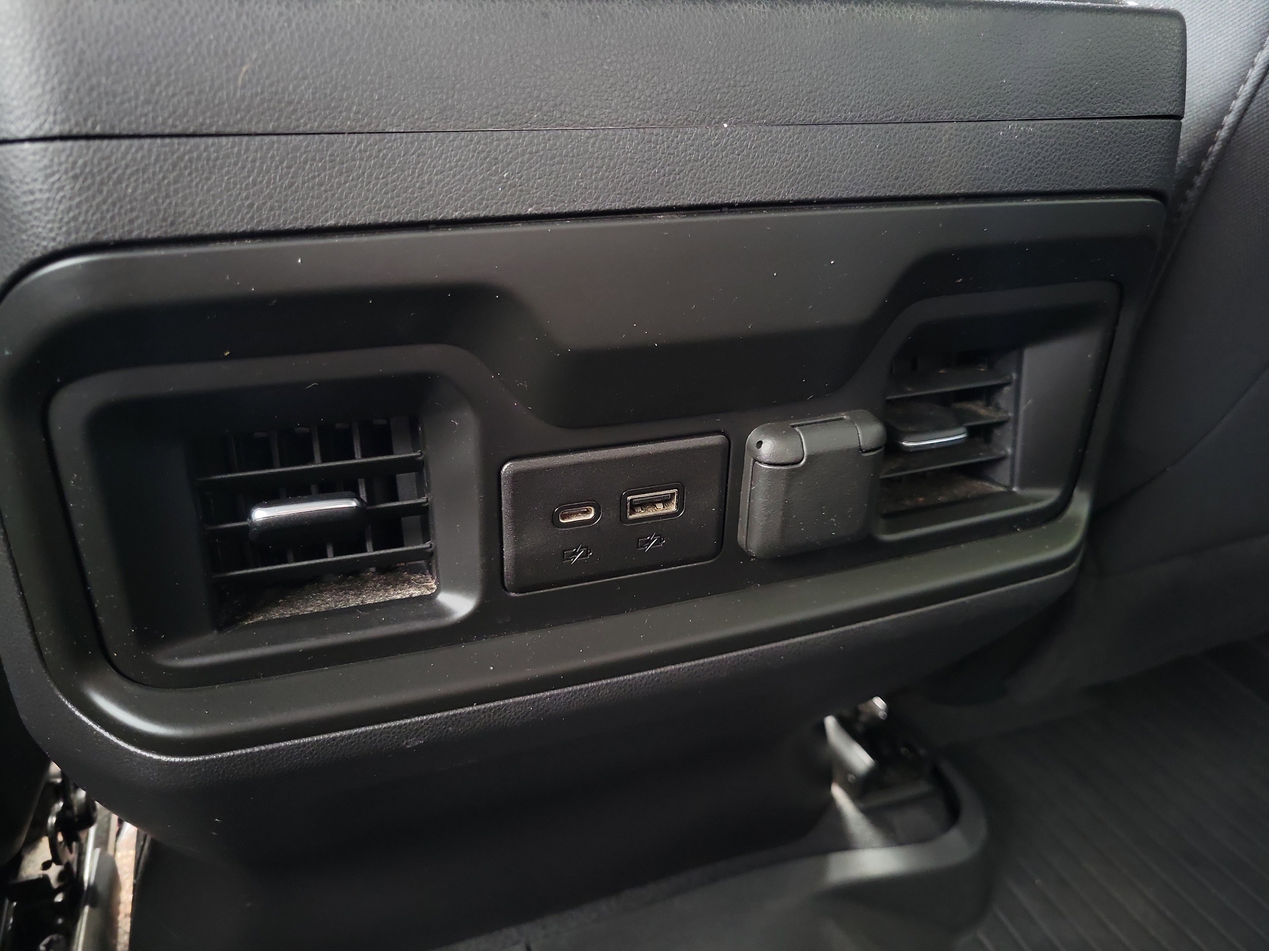 Certified 2022 Chevrolet Silverado 1500 LT Trail Boss w/ Safety Package AWD/4WD image 15