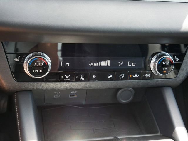 Used 2023 Mitsubishi Outlander SE AWD/4WD image 21