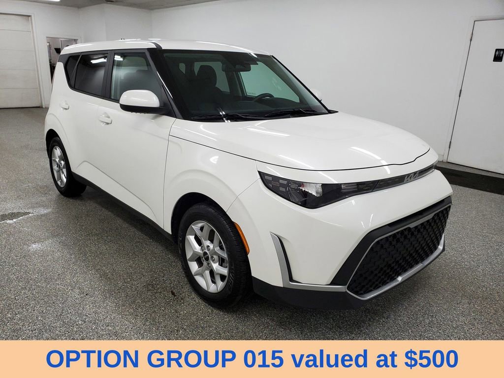 Used 2024 Kia Soul LX w/ Option Group 015 image 3