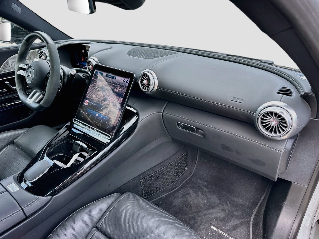 Used 2025 Mercedes-Benz AMG GT 43 image 29