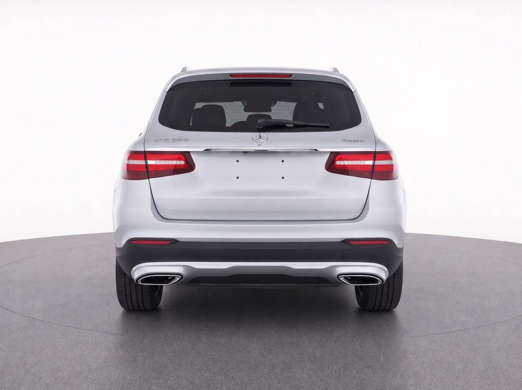 Used 2019 Mercedes-Benz GLC 300 4MATIC image 7