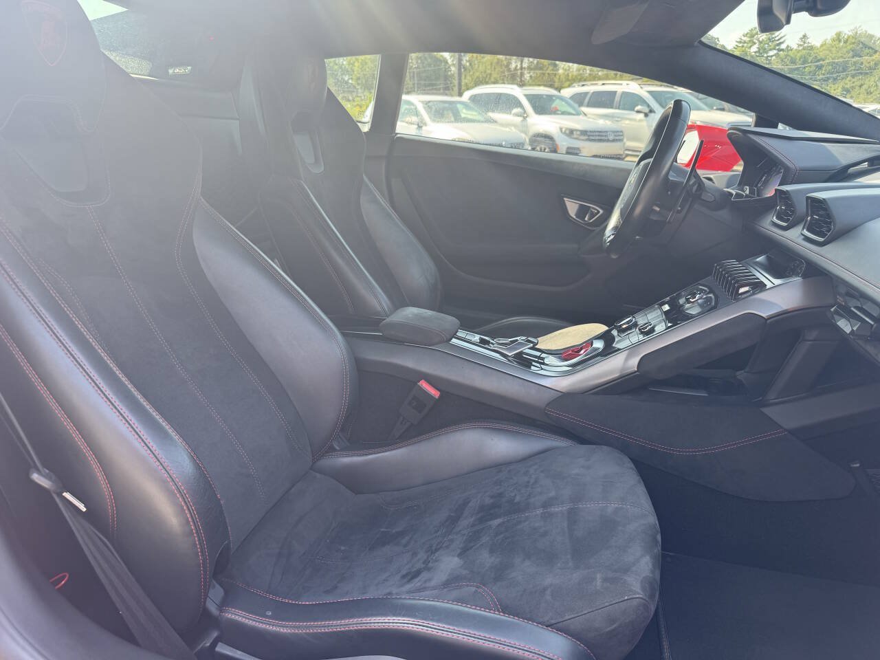 Used 2019 Lamborghini Huracan LP 580-2 RWD image 17