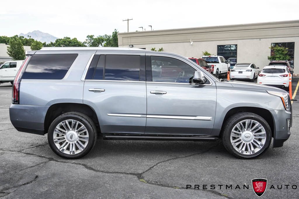 Used 2019 Cadillac Escalade Platinum AWD/4WD image 24