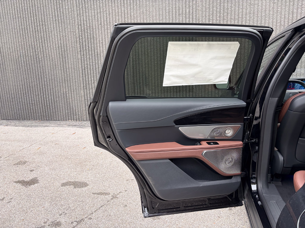 New 2026 Lincoln Nautilus Reserve AWD/4WD image 21