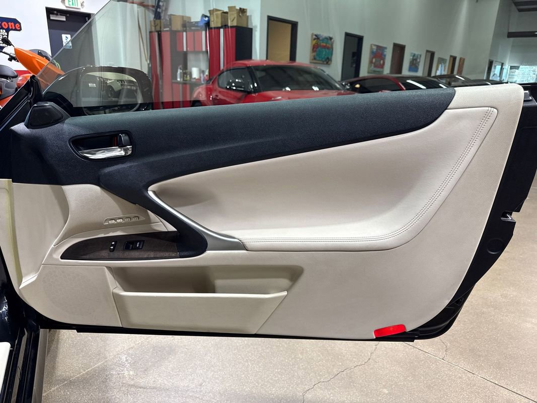 Used 2010 Lexus IS 250C image 79