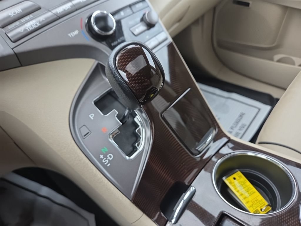 Used 2009 Toyota Venza AWD image 33