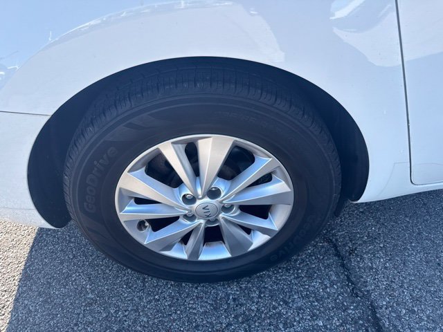 Used 2016 Kia Sedona LX FWD image 5