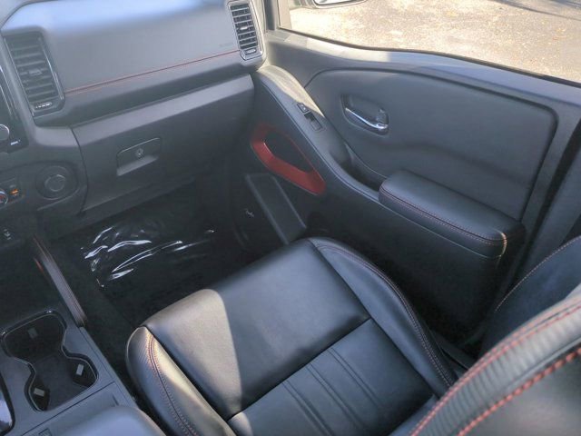 Used 2023 Nissan Frontier Pro-X w/ Pro-X Premium Package RWD image 16