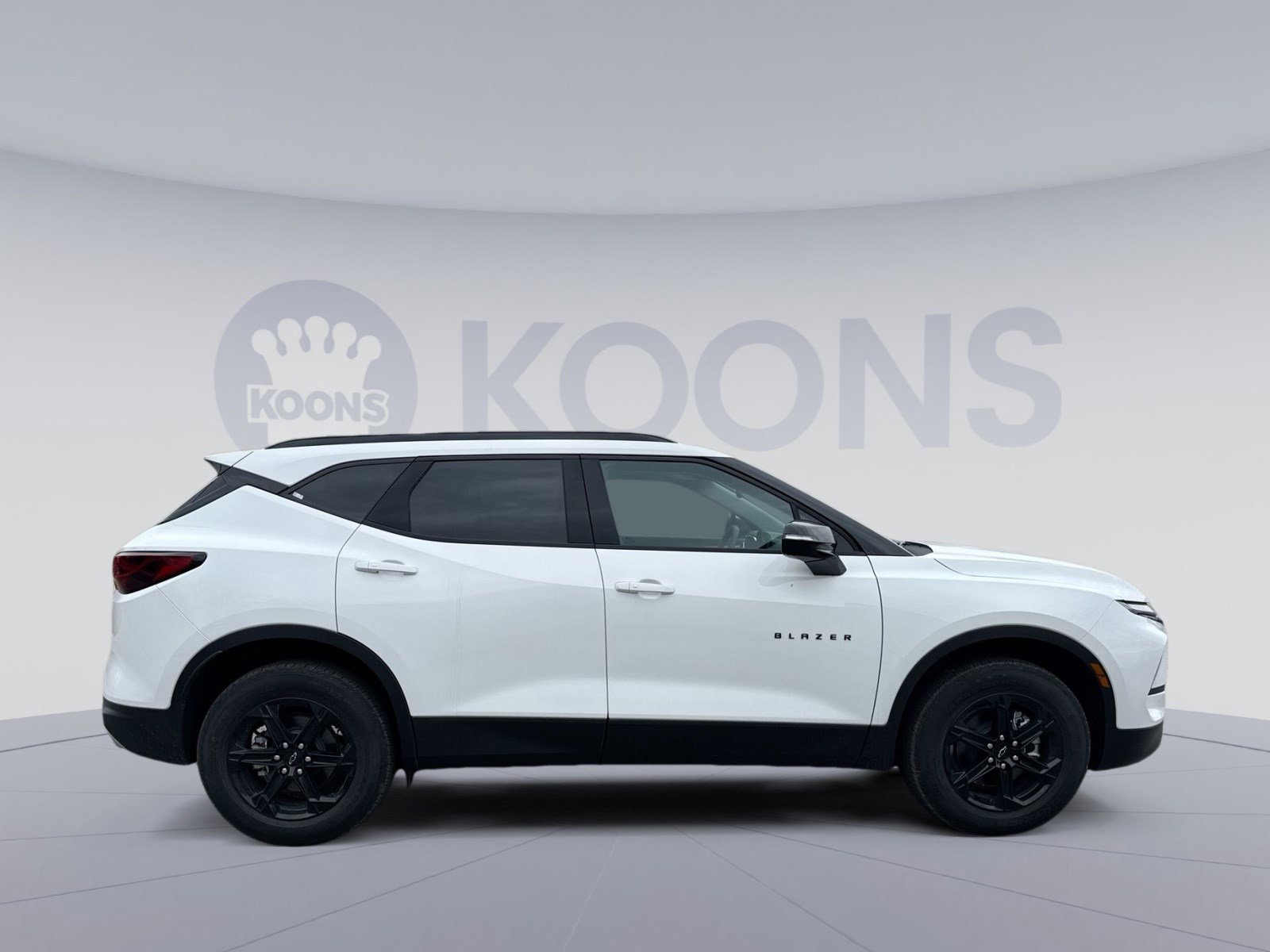 New 2026 Chevrolet Blazer LT w/ Midnight/Sport Edition image 8