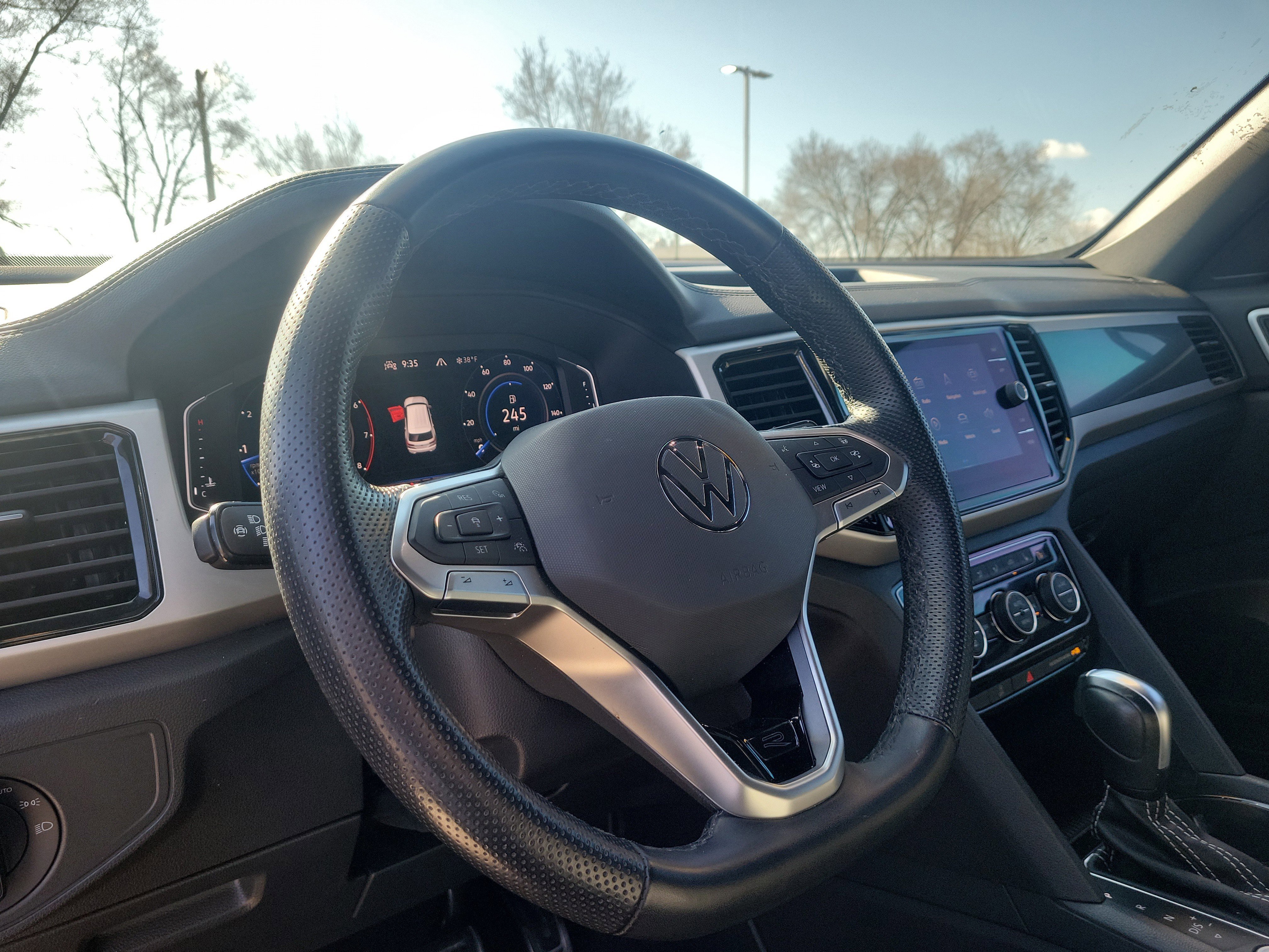 Used 2023 Volkswagen Atlas Cross Sport SEL R-Line image 16