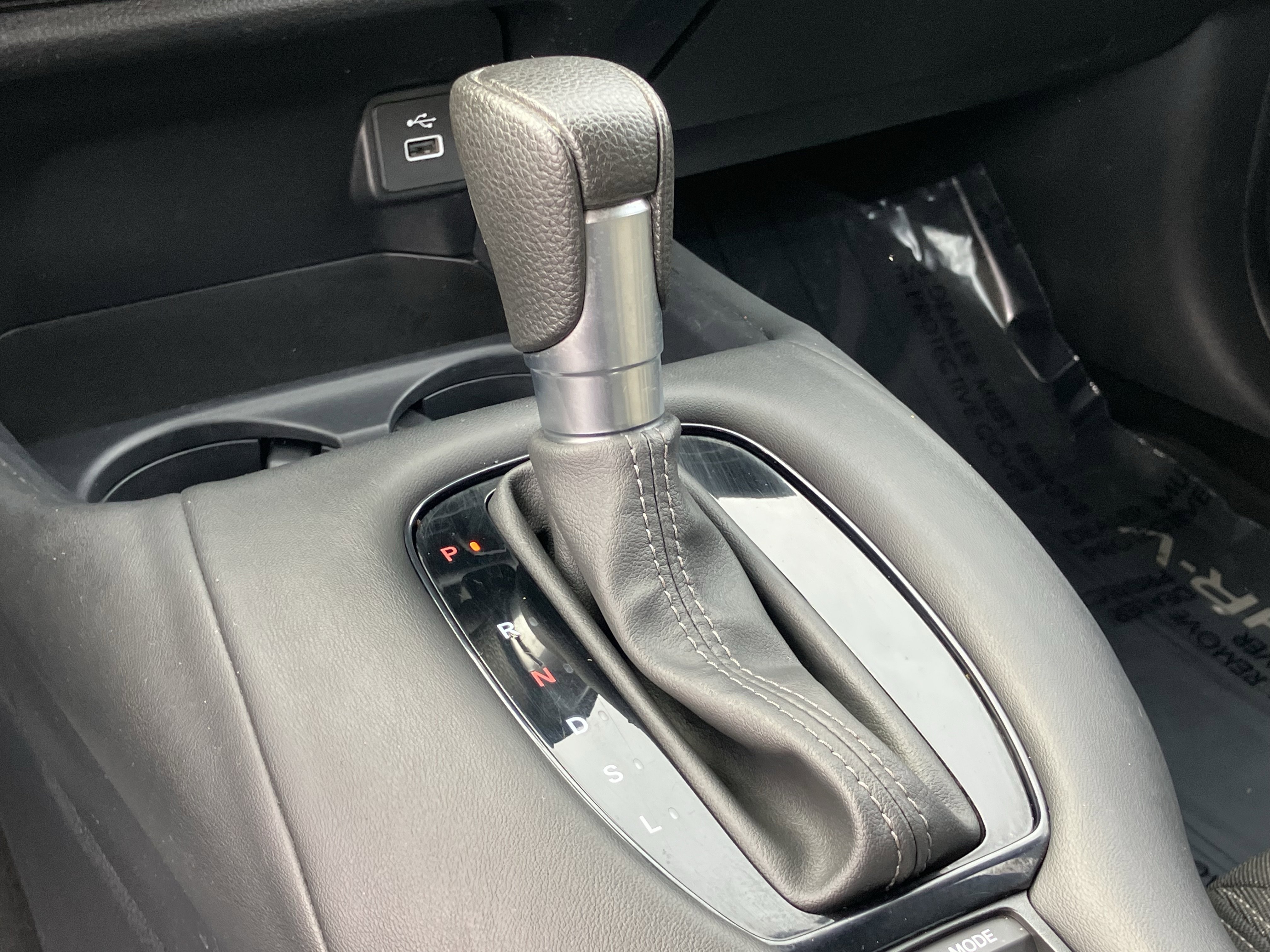 Certified 2024 Honda HR-V LX image 27