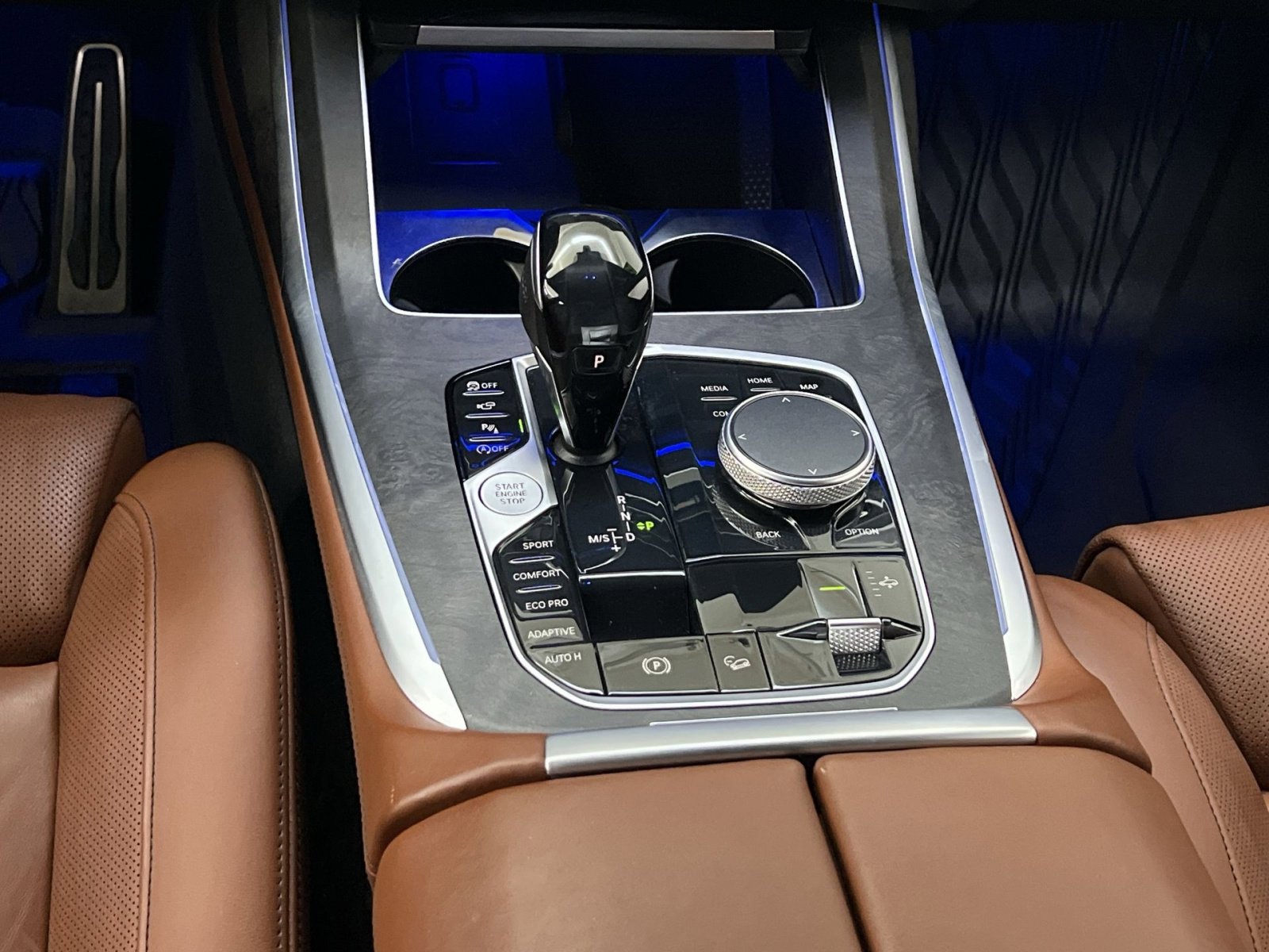 Used 2022 BMW X7 M50i image 20