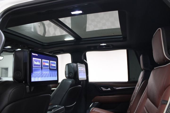 Used 2023 GMC Yukon Denali Ultimate image 3