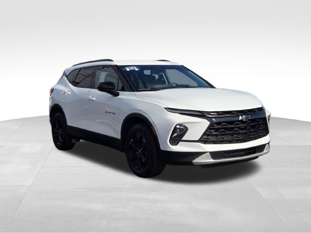 Certified 2023 Chevrolet Blazer LT w/ Convenience Package AWD/4WD image 7