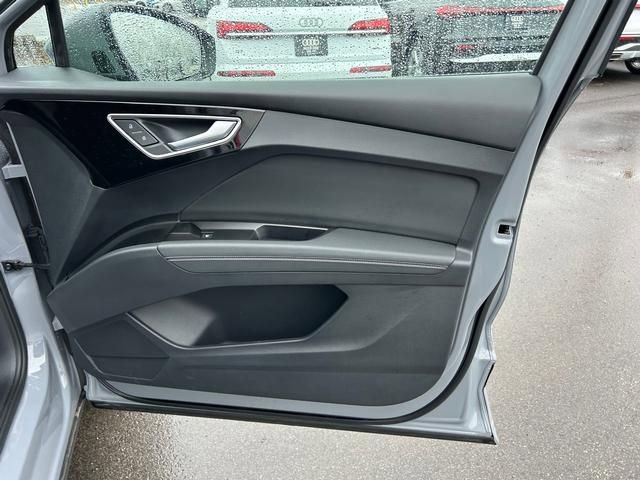 Used 2024 Audi Q4 e-tron Premium Plus w/ Premium Plus image 25