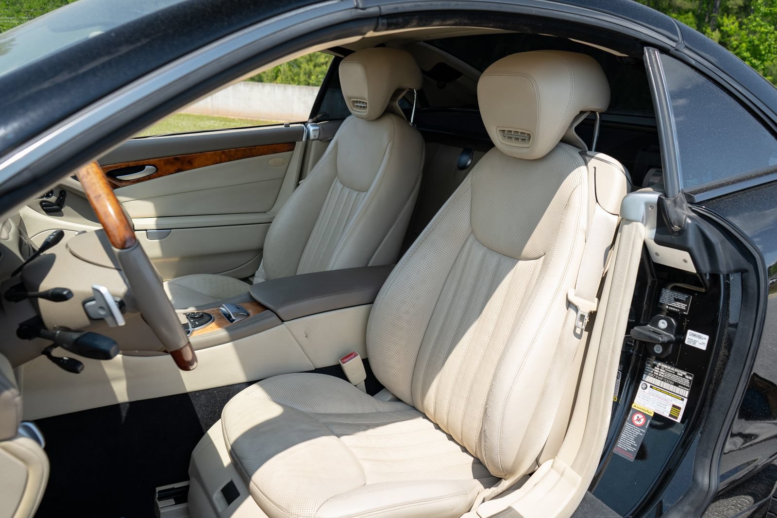 Used 2009 Mercedes-Benz SL 550 image 14