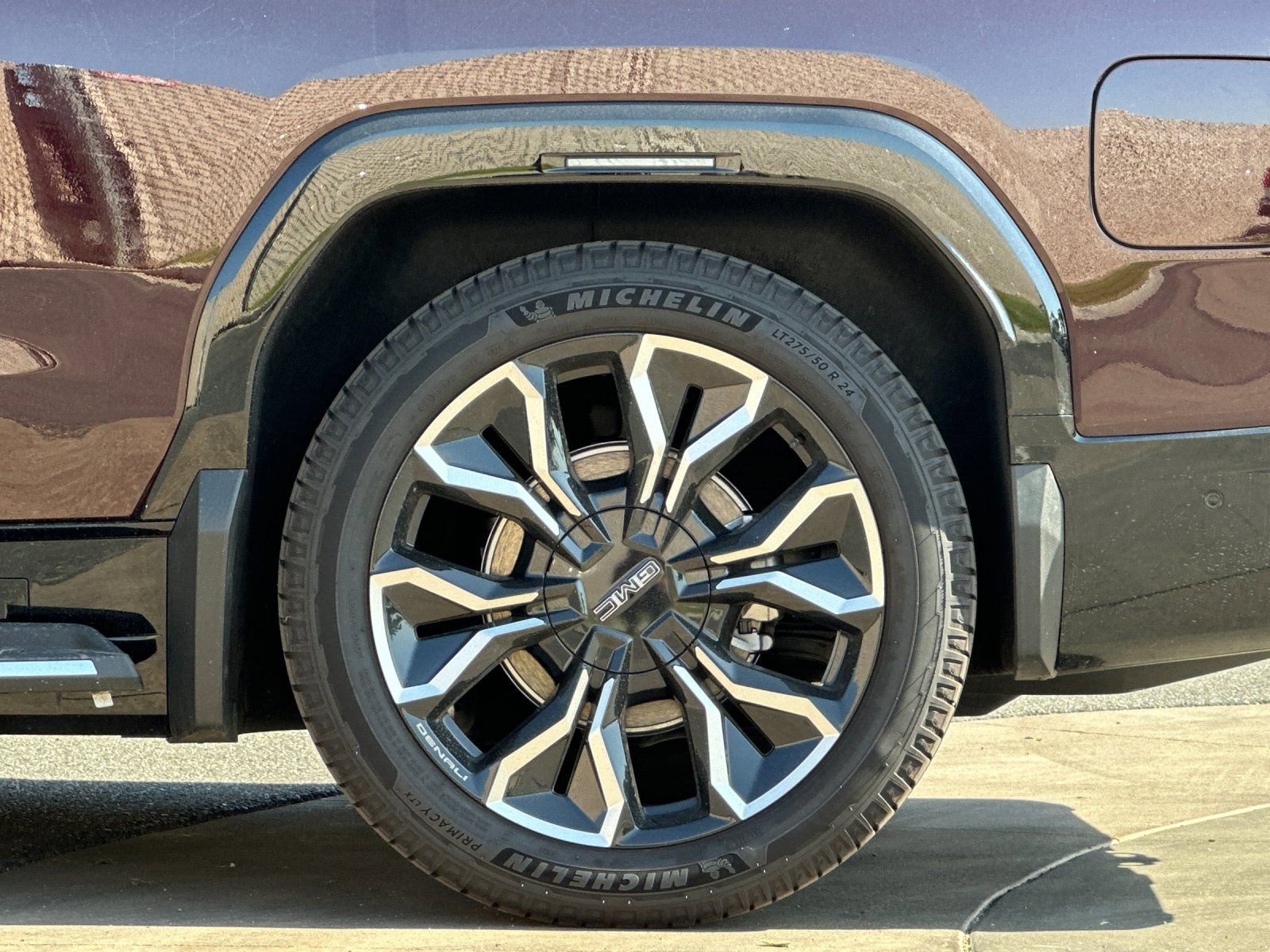 New 2025 GMC Sierra EV Denali image 24