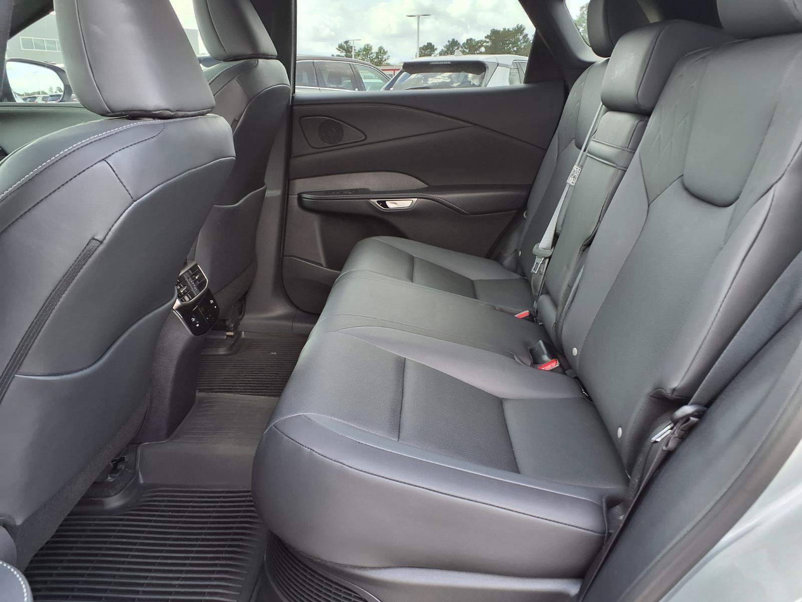 Used 2026 Lexus RX 350h w/ Convenience Package AWD/4WD image 18