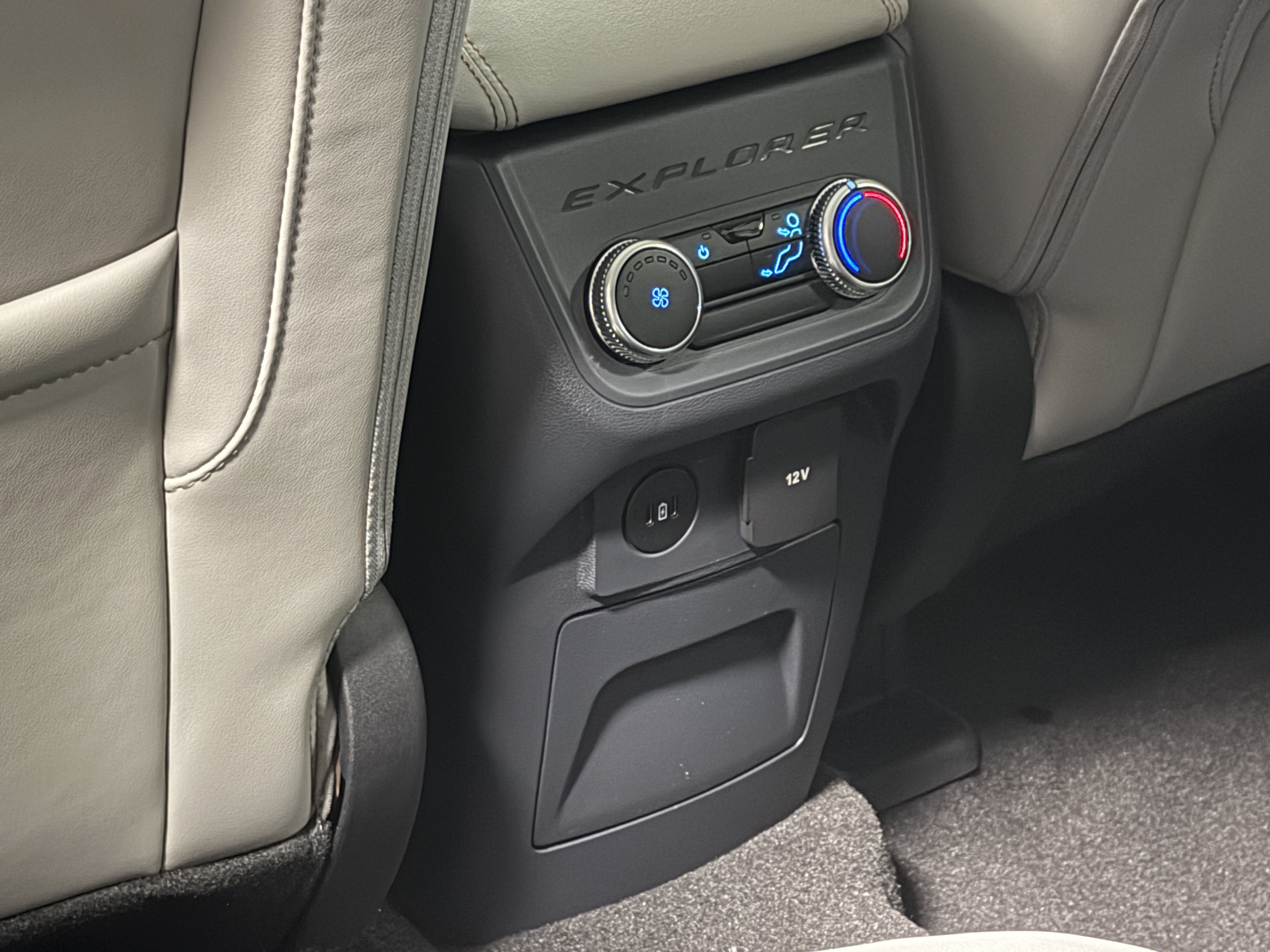 New 2026 Ford Explorer Active w/ Active Comfort Package AWD/4WD image 22