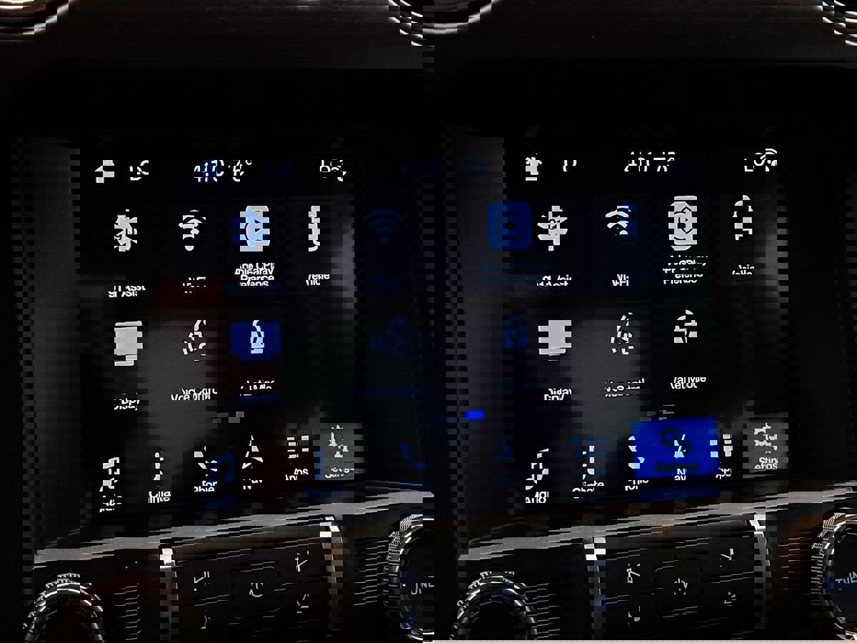 Used 2016 Ford Mustang Shelby GT350 w/ Technology Package image 31