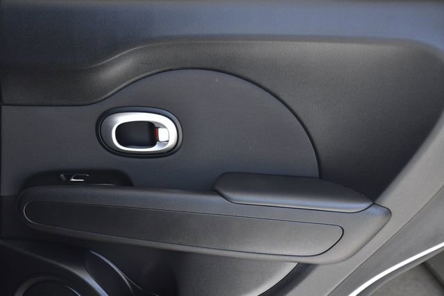 Used 2019 Kia Soul FWD image 23
