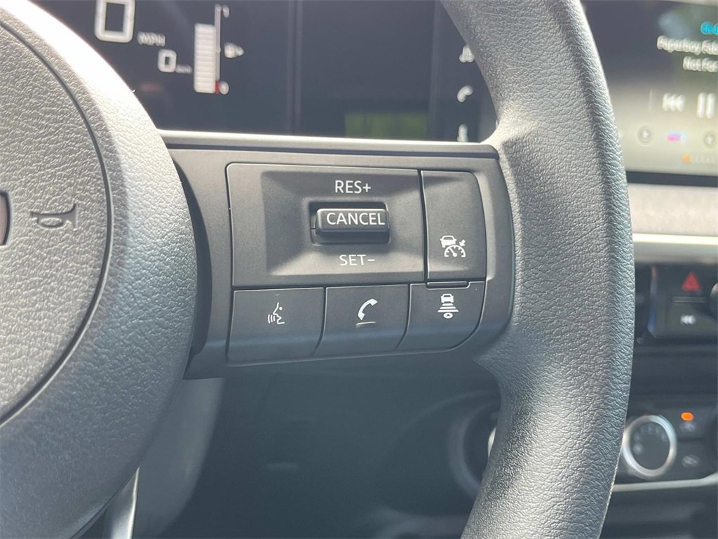 New 2025 Nissan Kicks SV w/ Illumination Package image 24