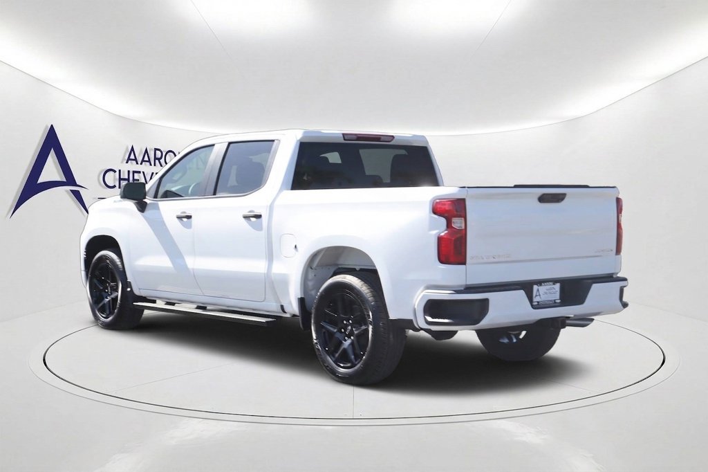 New 2026 Chevrolet Silverado 1500 Custom RWD image 7