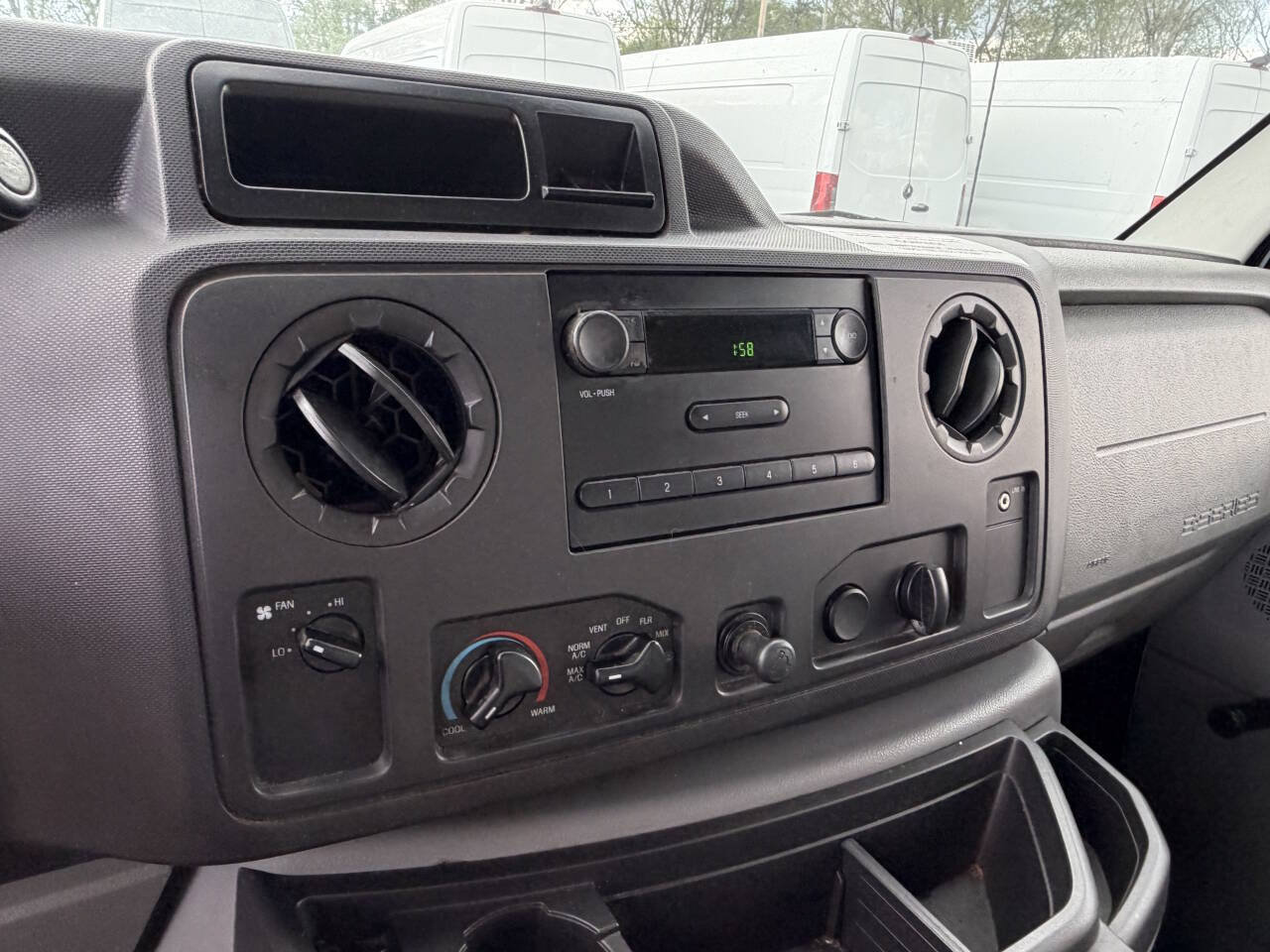 Used 2012 Ford E-450 and Econoline 450 Super Duty RWD image 12