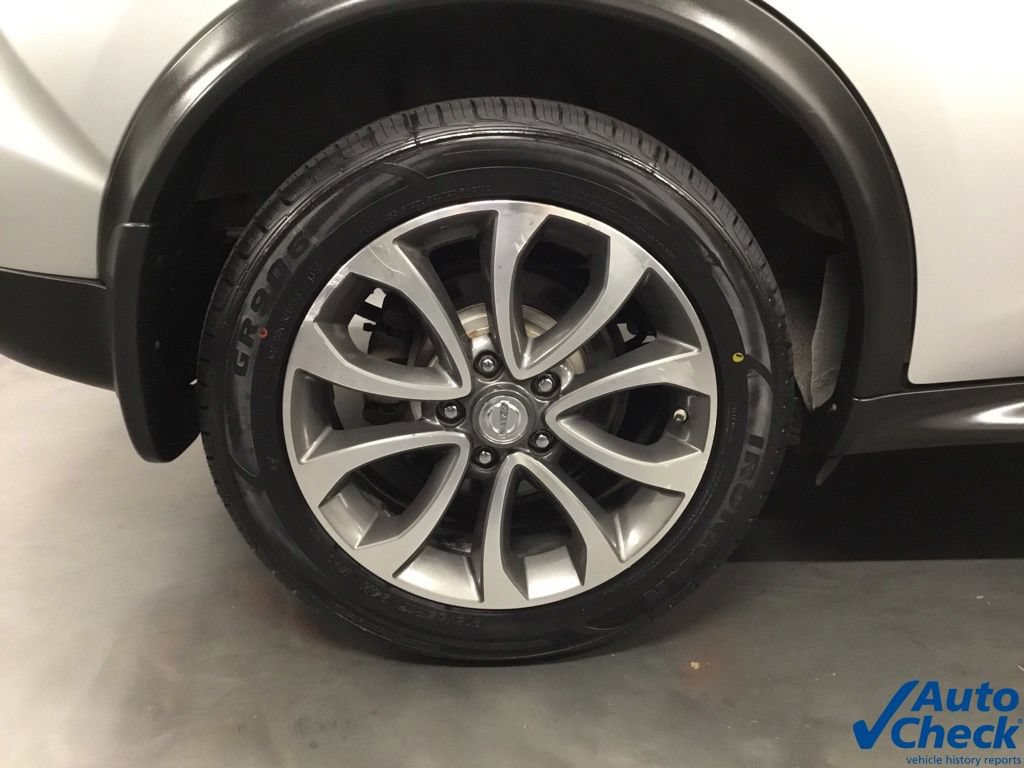 Used 2017 Nissan Juke SV AWD/4WD image 18