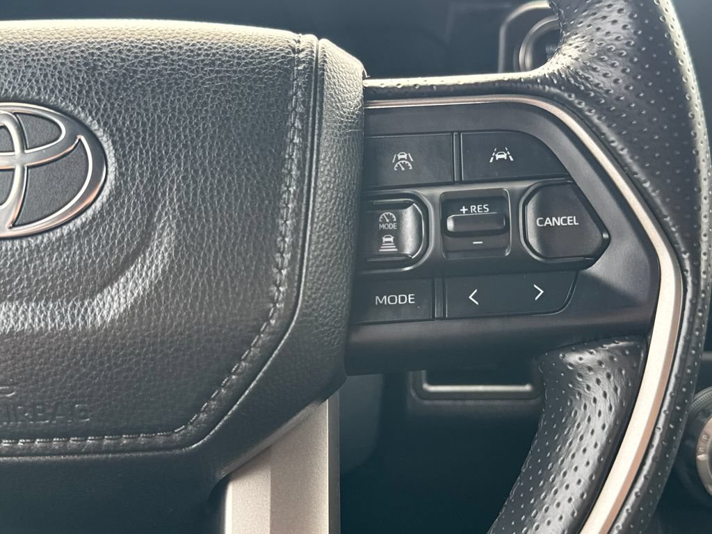 Used 2026 Toyota 4Runner SR5 AWD/4WD image 21