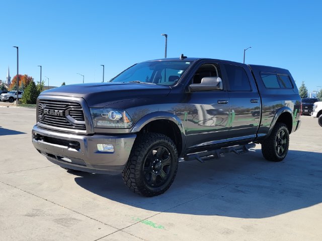 Used 2018 RAM 3500 Laramie w/ Sport Appearance Group AWD/4WD image 4