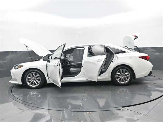 Used 2021 Toyota Avalon XLE image 36